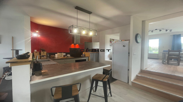 Ma-Cabane - Vente Maison RUELLE-SUR-TOUVRE, 126 m²