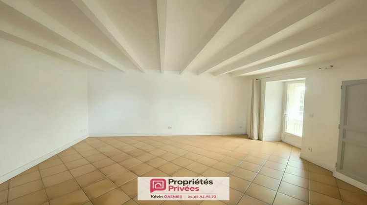 Ma-Cabane - Vente Maison RUELLE SUR TOUVRE, 63 m²