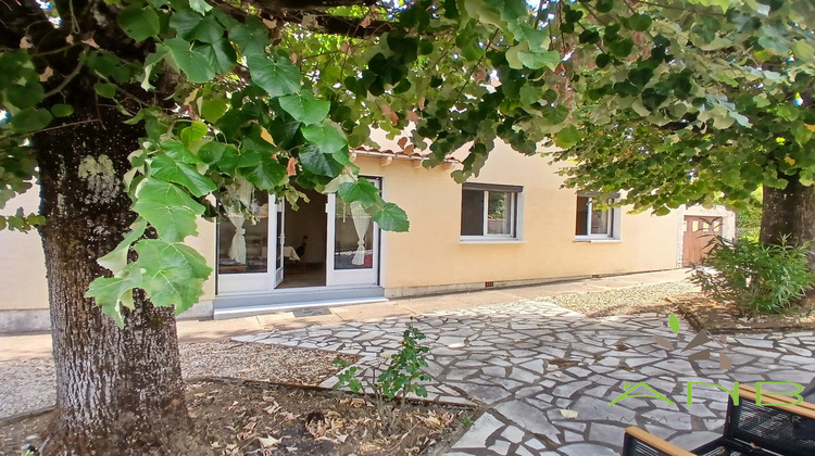 Ma-Cabane - Vente Maison Ruelle-sur-Touvre, 72 m²