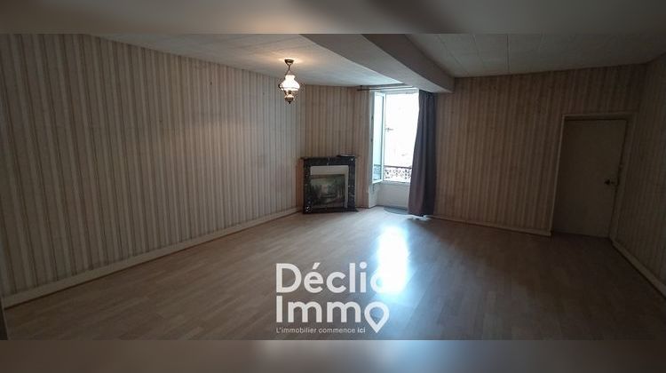 Ma-Cabane - Vente Maison RUFFEC, 77 m²