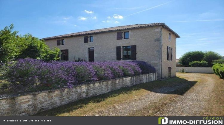 Ma-Cabane - Vente Maison RUFFEC, 177 m²