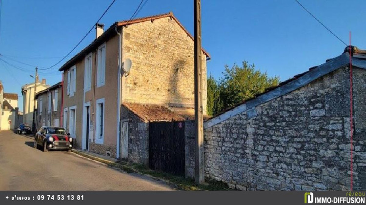 Ma-Cabane - Vente Maison RUFFEC, 78 m²