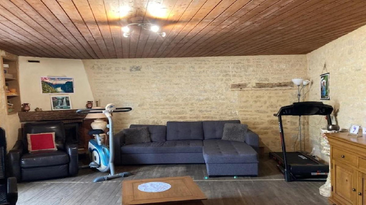 Ma-Cabane - Vente Maison RUFFEC, 116 m²