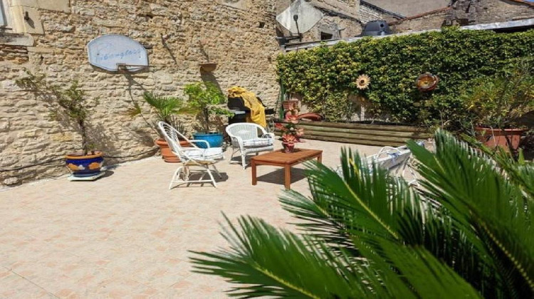 Ma-Cabane - Vente Maison RUFFEC, 212 m²