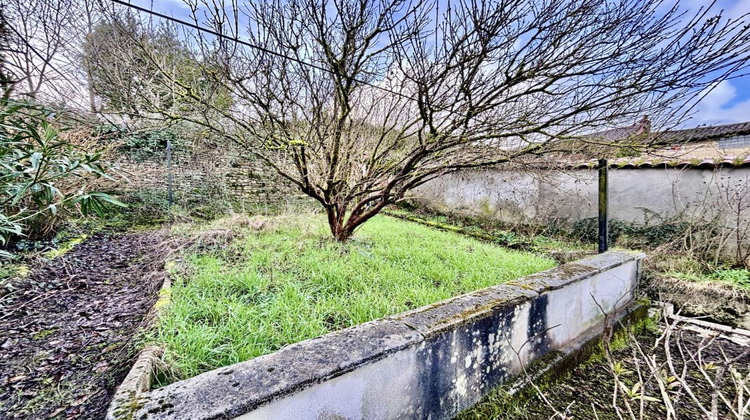 Ma-Cabane - Vente Maison RUFFEC, 114 m²