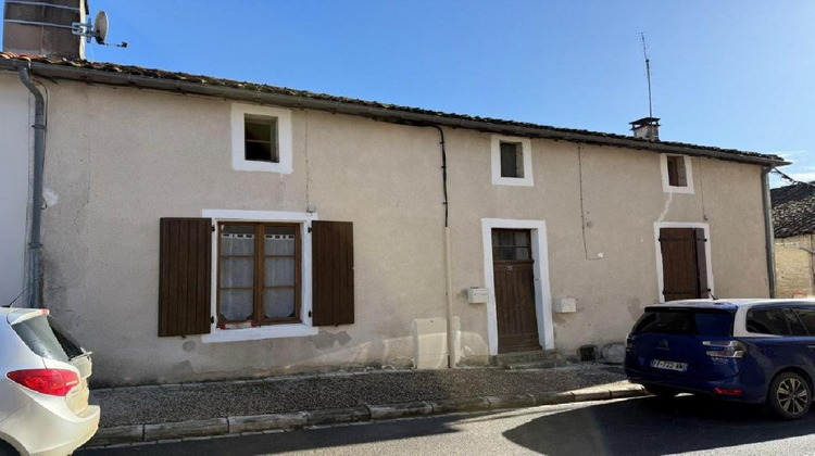 Ma-Cabane - Vente Maison RUFFEC, 76 m²