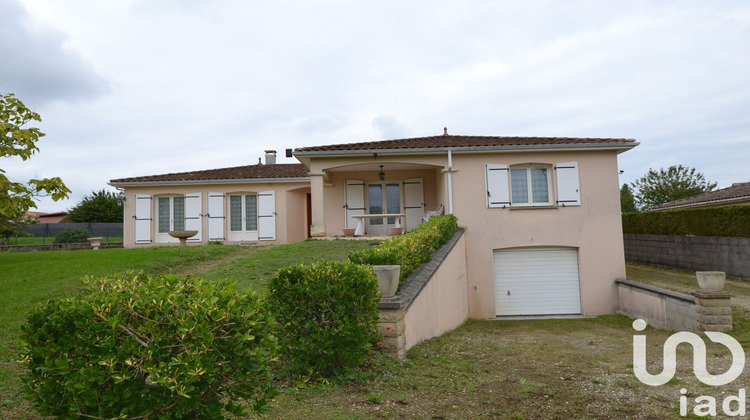 Ma-Cabane - Vente Maison Ruffec, 118 m²