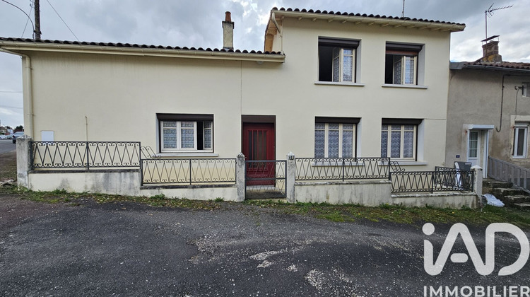 Ma-Cabane - Vente Maison Ruffec, 92 m²