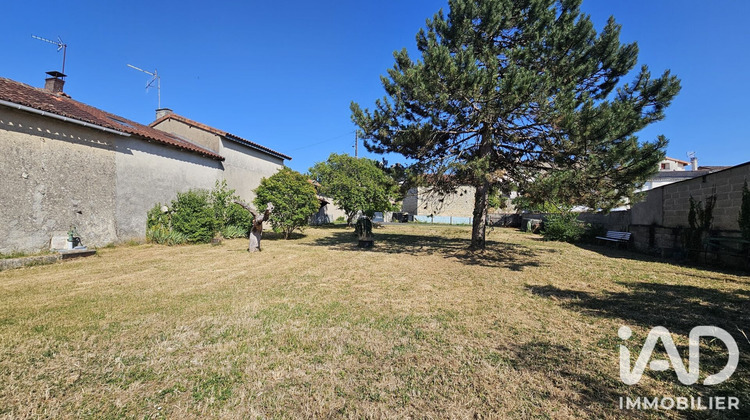 Ma-Cabane - Vente Maison Ruffec, 92 m²