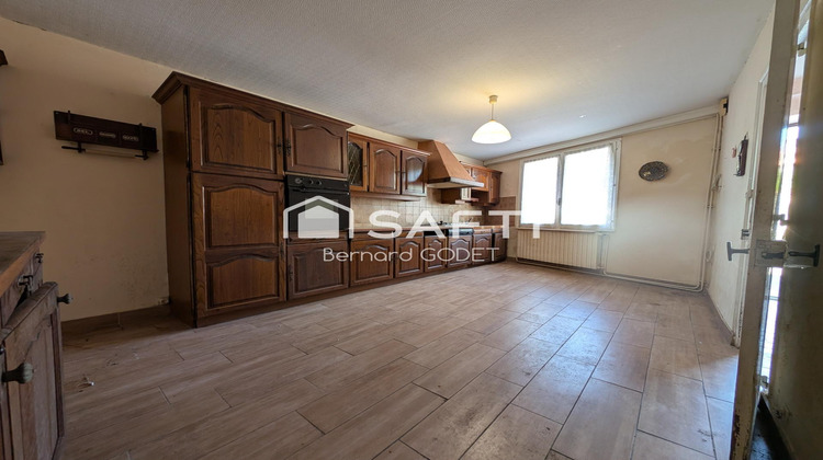 Ma-Cabane - Vente Maison Ruffec, 114 m²