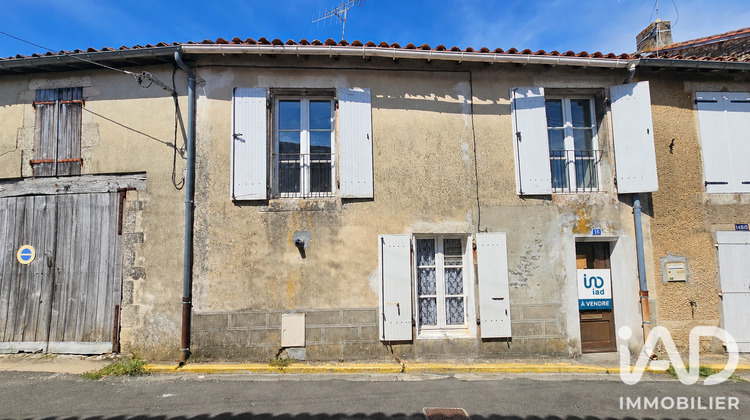 Ma-Cabane - Vente Maison Ruffec, 93 m²