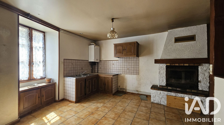 Ma-Cabane - Vente Maison Ruffec, 93 m²