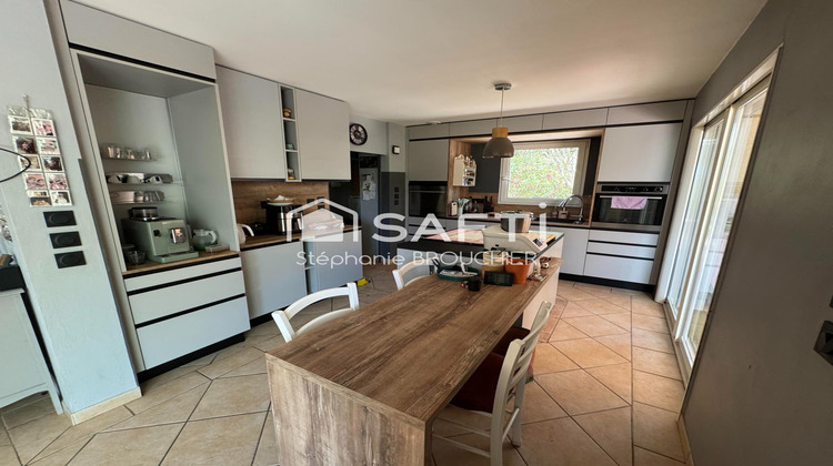 Ma-Cabane - Vente Maison Ruoms, 199 m²