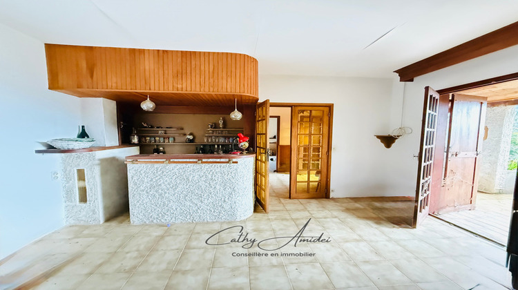 Ma-Cabane - Vente Maison SAGONE, 193 m²