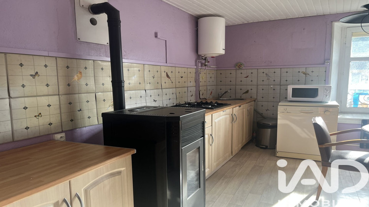 Ma-Cabane - Vente Maison Sail-sous-Couzan, 52 m²