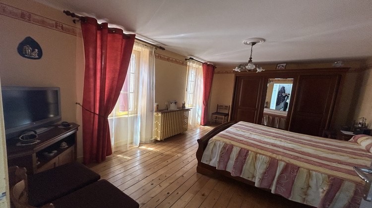 Ma-Cabane - Vente Maison Saint-Éloy-les-Mines, 90 m²
