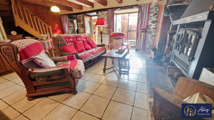 Ma-Cabane - Vente Maison Saint-Étienne-de-Chomeil, 84 m²