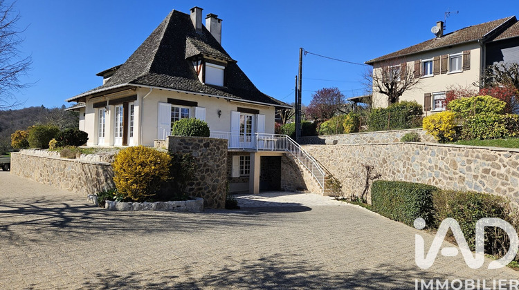Ma-Cabane - Vente Maison Saint-Étienne-de-Maurs, 196 m²