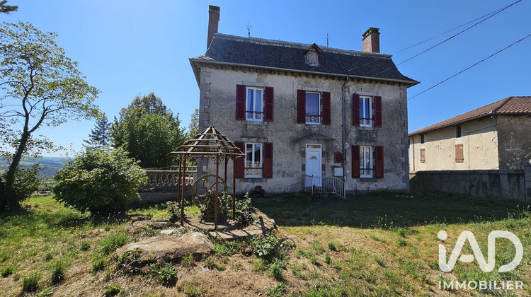 Ma-Cabane - Vente Maison Saint-Étienne-de-Maurs, 205 m²