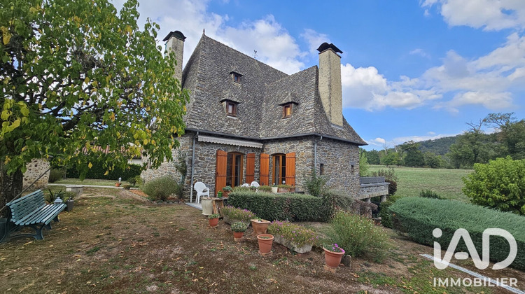 Ma-Cabane - Vente Maison Saint-Étienne-de-Maurs, 230 m²