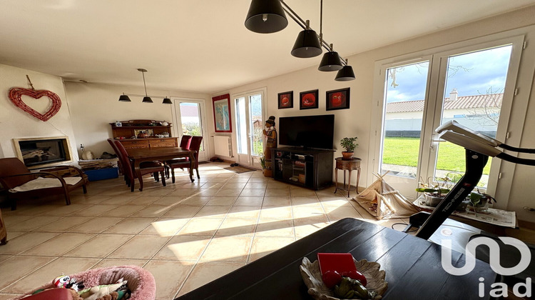 Ma-Cabane - Vente Maison Saint-Étienne-de-Mer-Morte, 90 m²