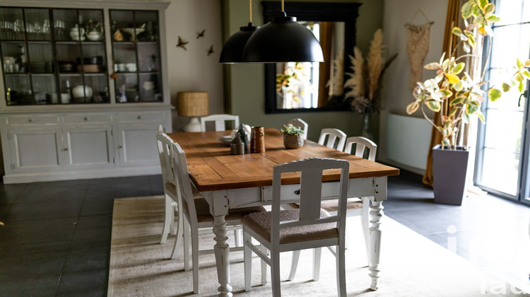 Ma-Cabane - Vente Maison Saint-Étienne-de-Montluc, 190 m²