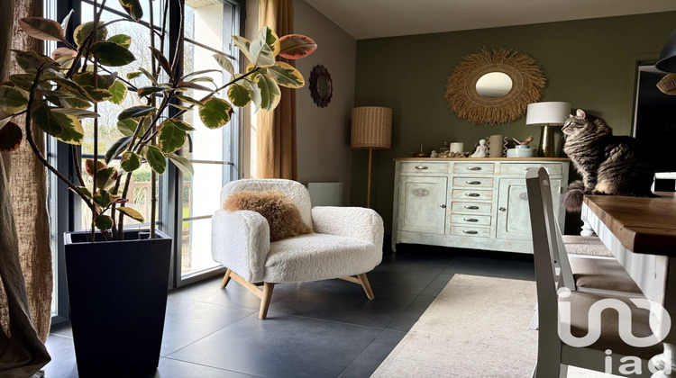 Ma-Cabane - Vente Maison Saint-Étienne-de-Montluc, 190 m²