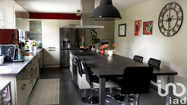 Ma-Cabane - Vente Maison Saint-Étienne-de-Montluc, 190 m²