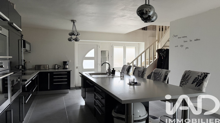 Ma-Cabane - Vente Maison Saint-Étienne-de-Montluc, 100 m²