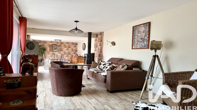 Ma-Cabane - Vente Maison Saint-Étienne-de-Montluc, 100 m²