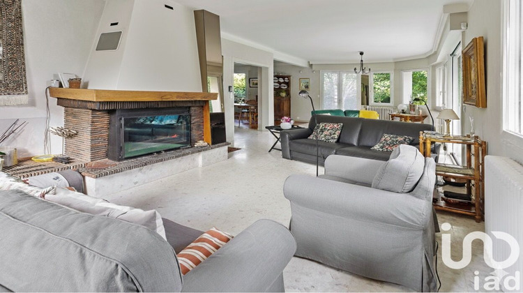 Ma-Cabane - Vente Maison Saint-Étienne-de-Montluc, 204 m²