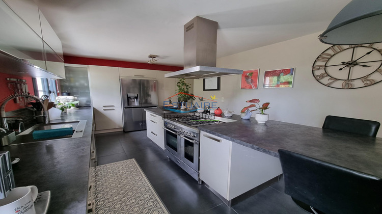 Ma-Cabane - Vente Maison Saint-Étienne-de-Montluc, 190 m²