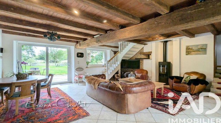 Ma-Cabane - Vente Maison Saint-Étienne-de-Montluc, 190 m²