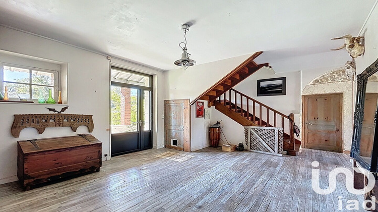 Ma-Cabane - Vente Maison Saint-Étienne-de-Puycorbier, 375 m²