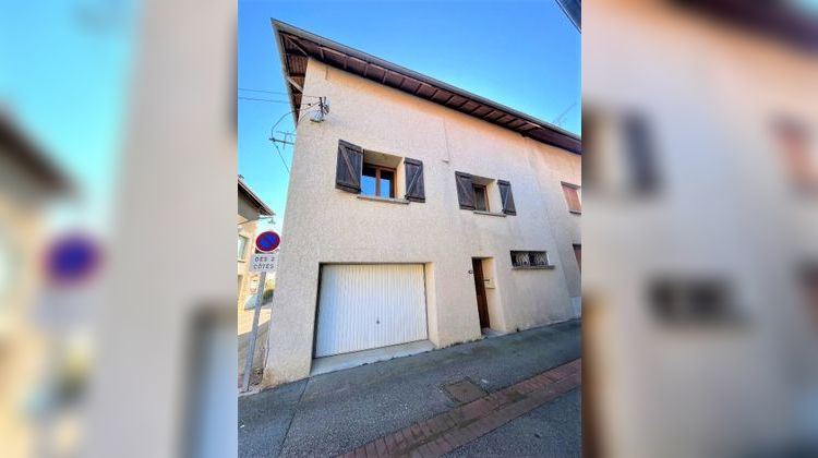 Ma-Cabane - Vente Maison Saint-Étienne-de-Saint-Geoirs, 100 m²