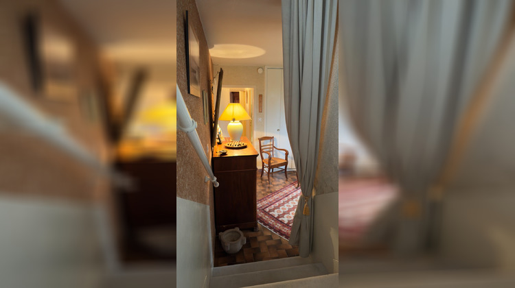 Ma-Cabane - Vente Maison Saint-Étienne-de-Saint-Geoirs, 290 m²