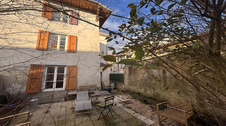 Ma-Cabane - Vente Maison Saint-Étienne-de-Saint-Geoirs, 69 m²