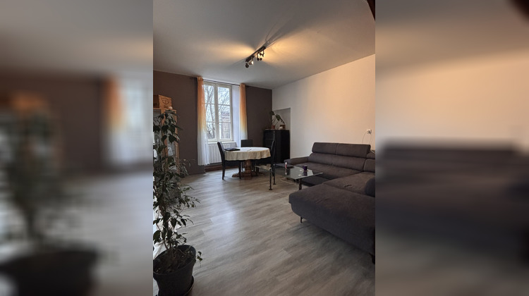 Ma-Cabane - Vente Maison Saint-Étienne-de-Saint-Geoirs, 69 m²