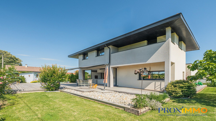 Ma-Cabane - Vente Maison Saint-Étienne-de-Saint-Geoirs, 115 m²