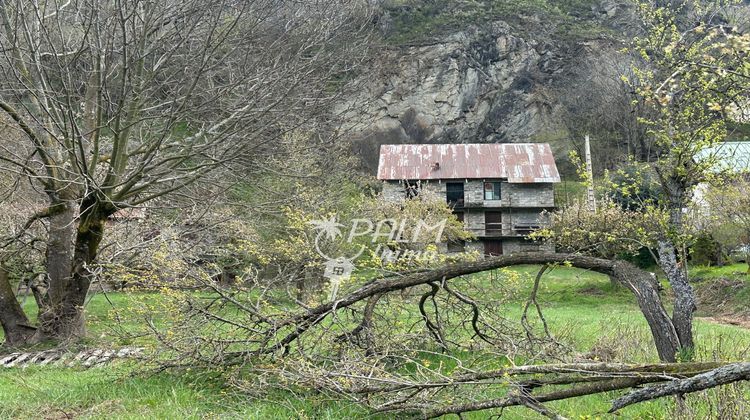 Ma-Cabane - Vente Maison Saint-Étienne-de-Tinée, 160 m²