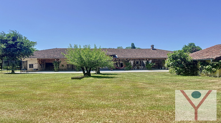 Ma-Cabane - Vente Maison Saint-Étienne-du-Bois, 232 m²