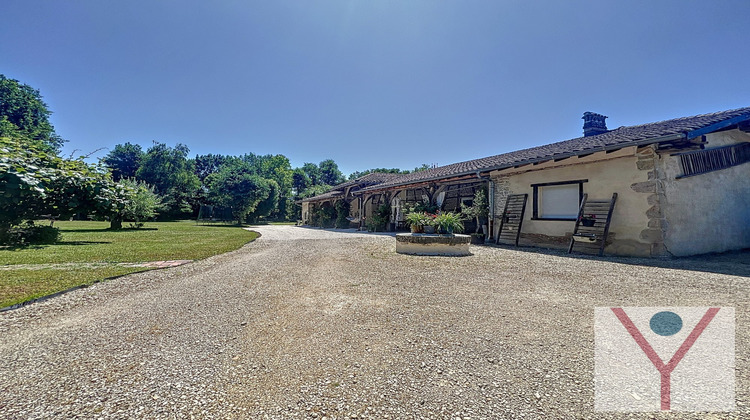 Ma-Cabane - Vente Maison Saint-Étienne-du-Bois, 232 m²