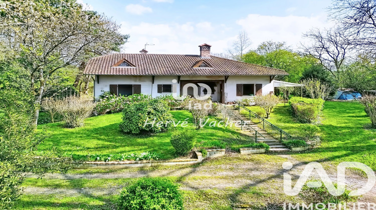 Ma-Cabane - Vente Maison Saint-Étienne-du-Bois, 161 m²