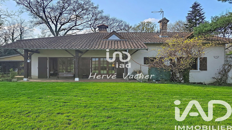 Ma-Cabane - Vente Maison Saint-Étienne-du-Bois, 161 m²