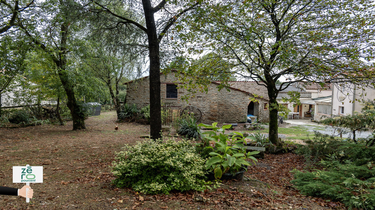 Ma-Cabane - Vente Maison Saint-Étienne-du-Bois, 174 m²