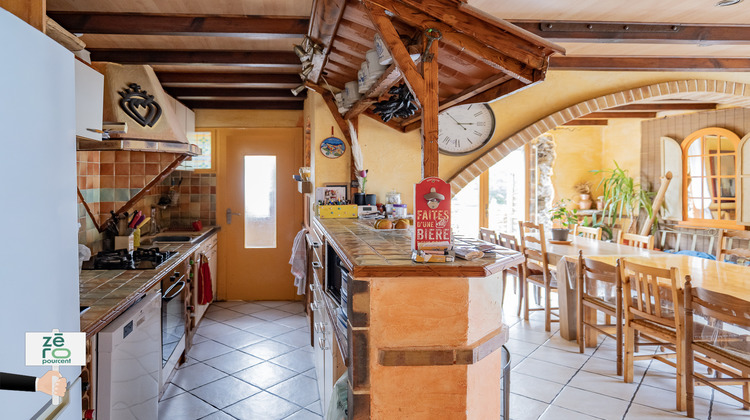 Ma-Cabane - Vente Maison Saint-Étienne-du-Bois, 174 m²
