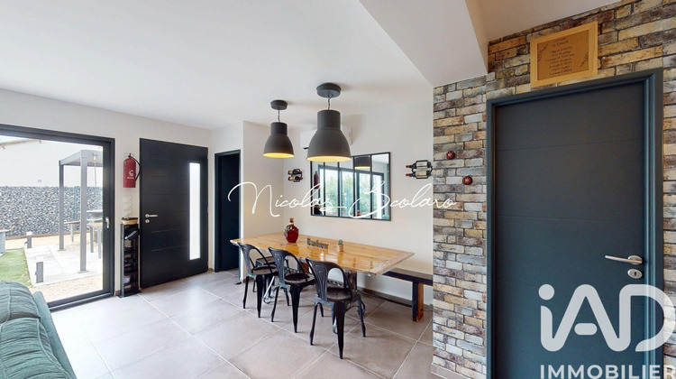 Ma-Cabane - Vente Maison Saint-Étienne-du-Grès, 186 m²