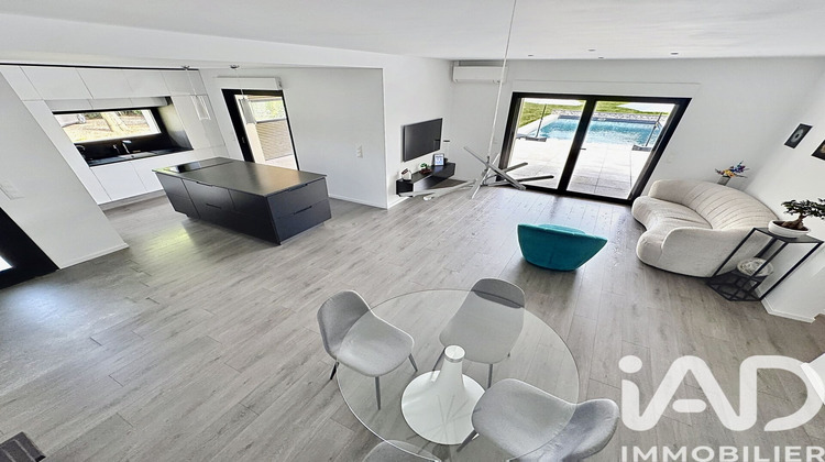 Ma-Cabane - Vente Maison Saint-Étienne-du-Grès, 130 m²