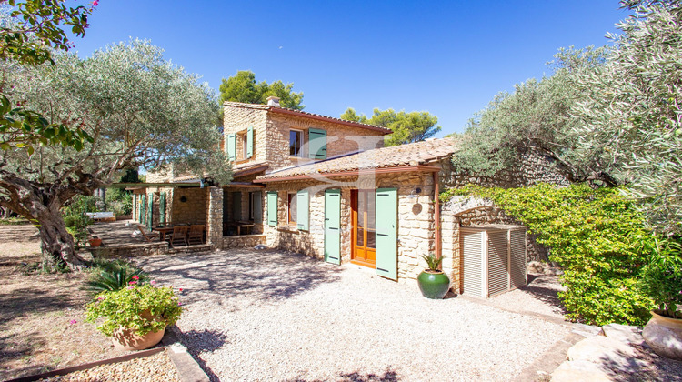 Ma-Cabane - Vente Maison Saint-Étienne-du-Grès, 187 m²