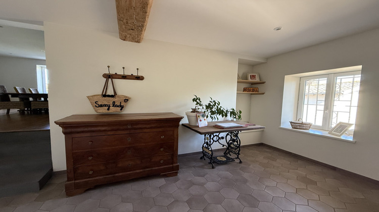 Ma-Cabane - Vente Maison Saint-Étienne-la-Varenne, 352 m²